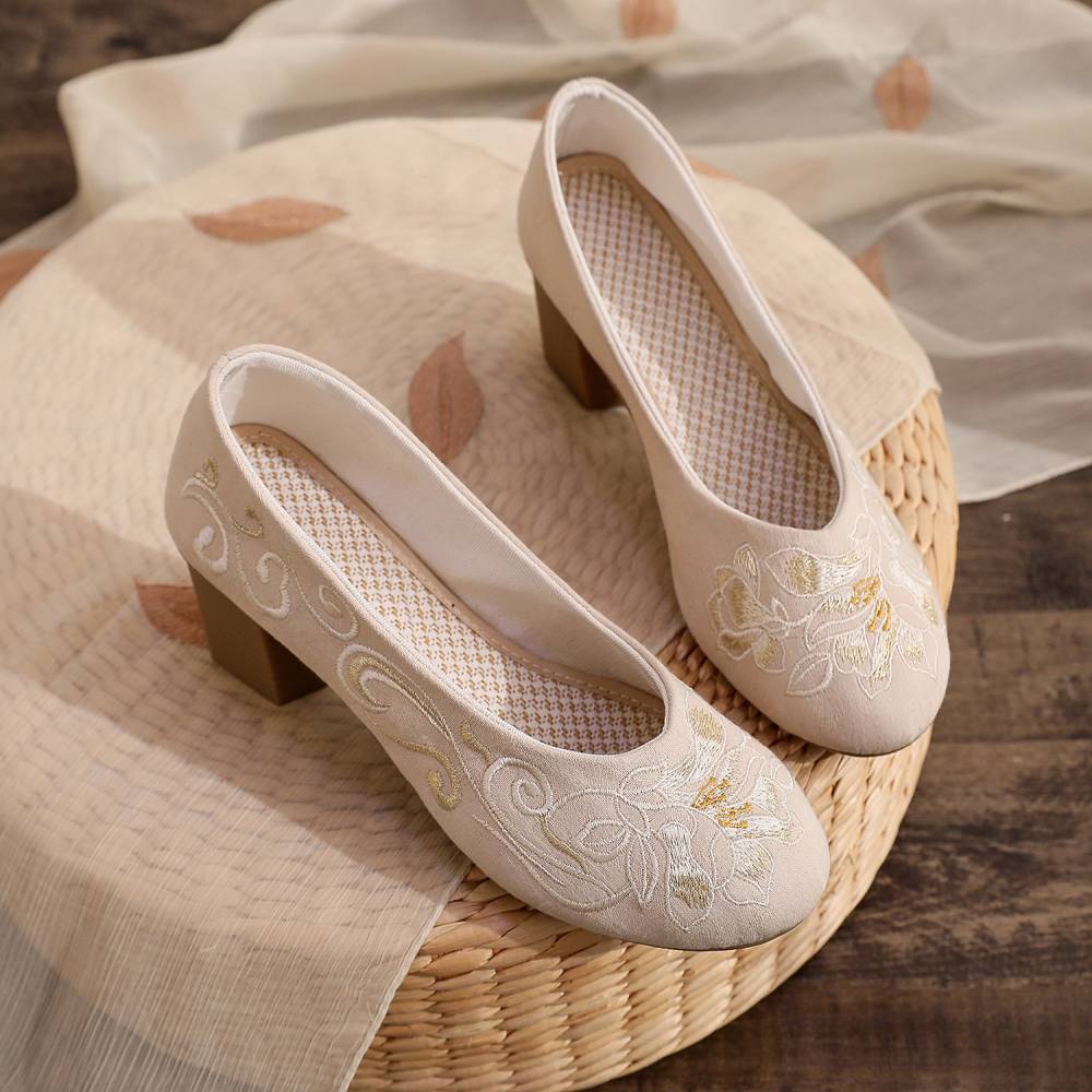 Embroidery Shoes - 2026 Women's Wine Red & Beige