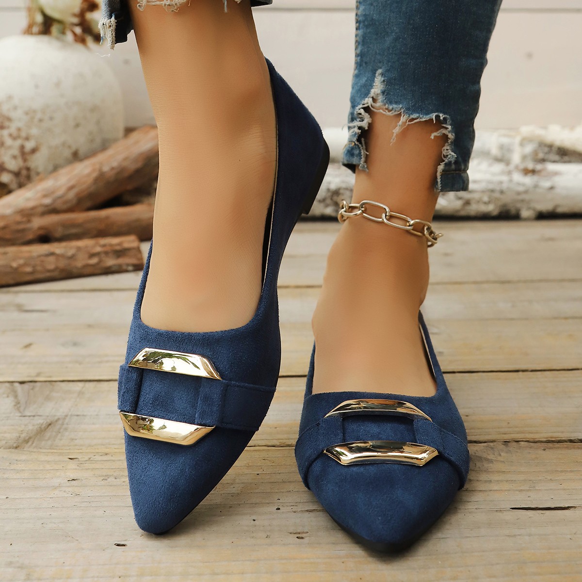 Embroidery Flat Shoes - Spring and Autumn Elegant Pointed Sexy