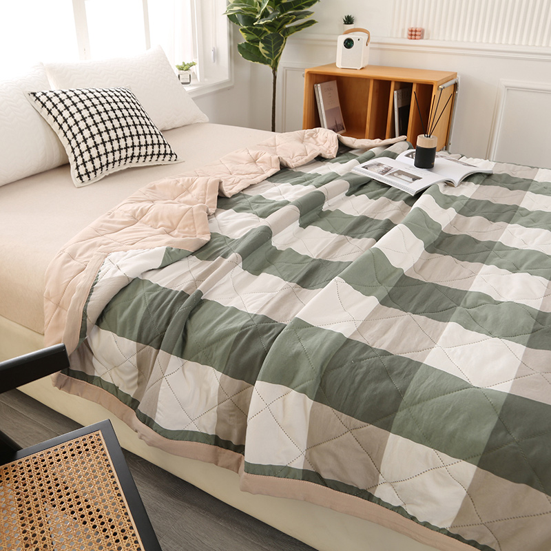 A solid color spring/summer wa – обзор и цена Embroidery Quilt Cover