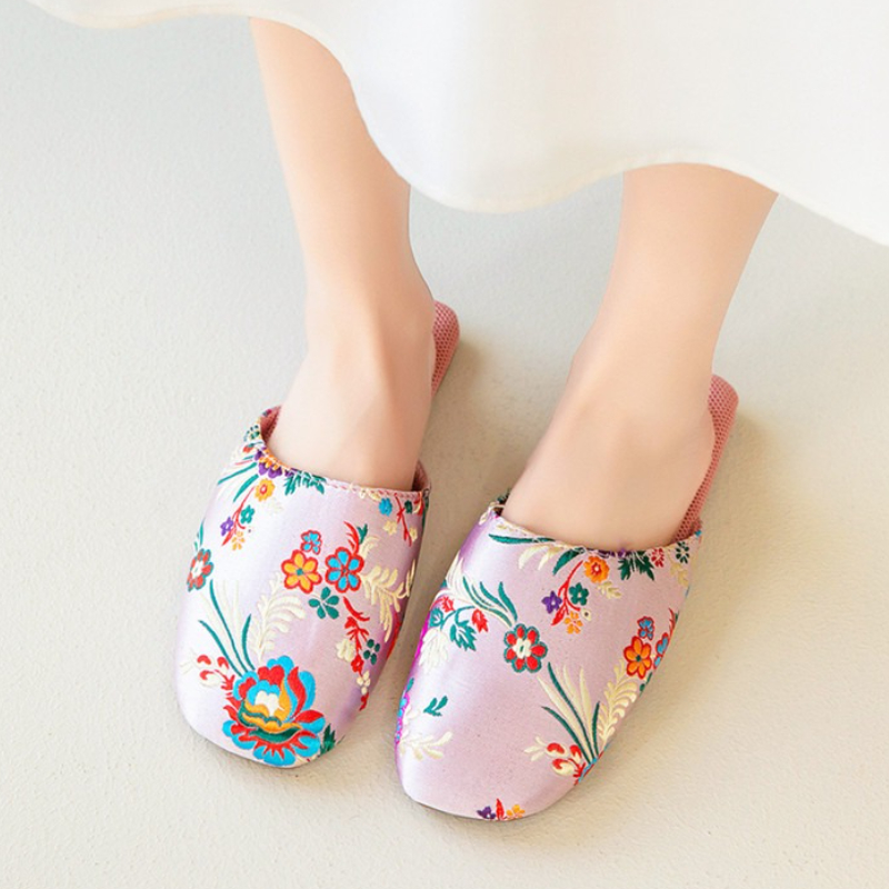 Elegant Chinese Style Embroide – обзор и цена Embroidery Shoes