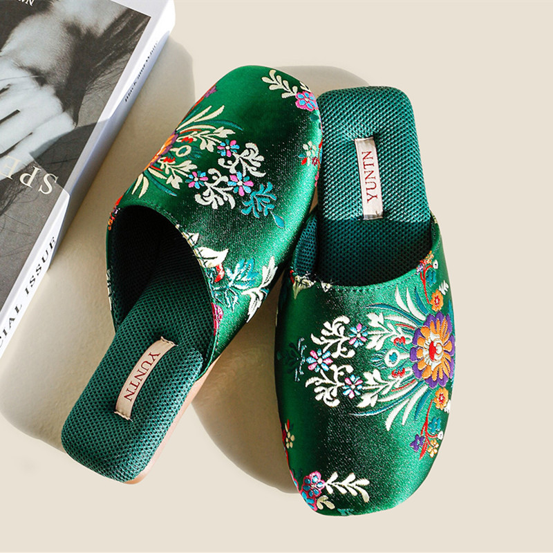Elegant Chinese Style Embroide – обзор и цена Embroidery Shoes