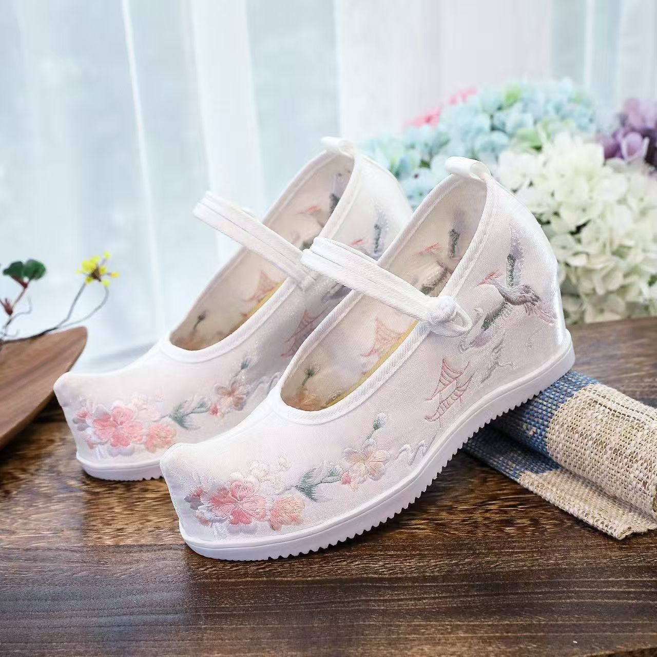 Women Increased Internal Embro – обзор и цена Embroidery Shoes