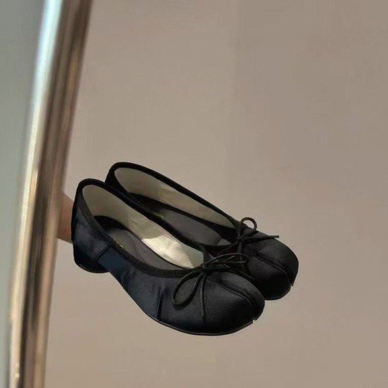 Sweet Bow Women's Spring 2026  – обзор и цена Embroidery Flat Shoes
