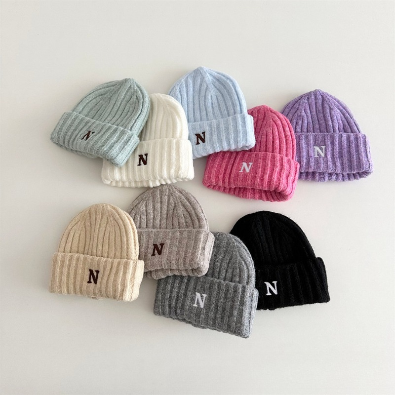Korean Style Kids Knit Beanie  – обзор и цена Embroidery Letter N