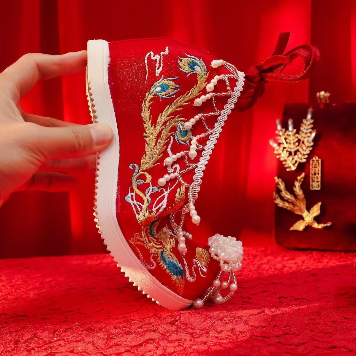 Women New Red Embroidered Wedd – обзор и цена Embroidery Shoes