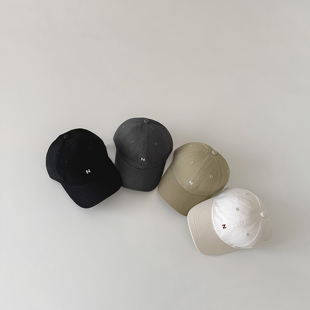 N-Letter Baby Peaked Hat Solid – обзор и цена Embroidery Letter N